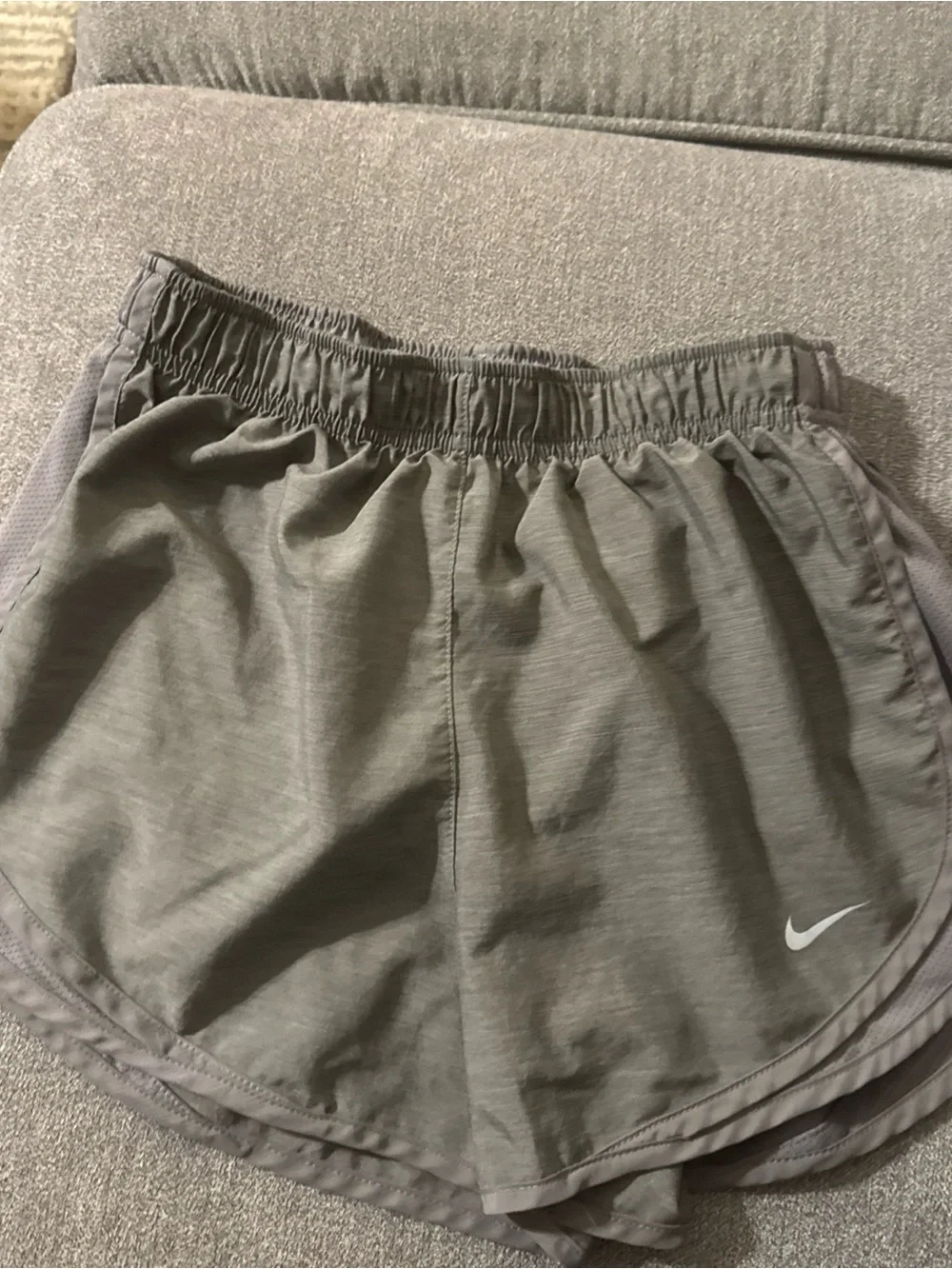 NIKE WOMENS SMALL LOT OF 2 ATHLETIC SHORTS EUC